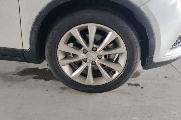 Used Geely Auto Emgrand GS 2016 Elegant Edition 1.8L Manual LingShang Model Right Front Wheel Hub