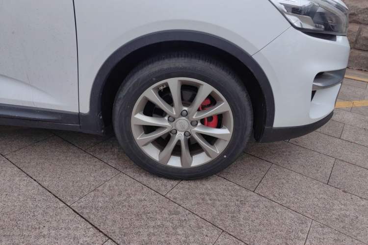 Used Geely Auto Emgrand GS 2016 Sports Edition 1.8L Manual LingShang Model Right Front Wheel Hub