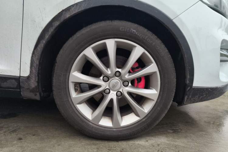 Used Geely Auto Emgrand GS 2016 Sport Edition 1.3T Manual LingShang Model Right Front Wheel Hub
