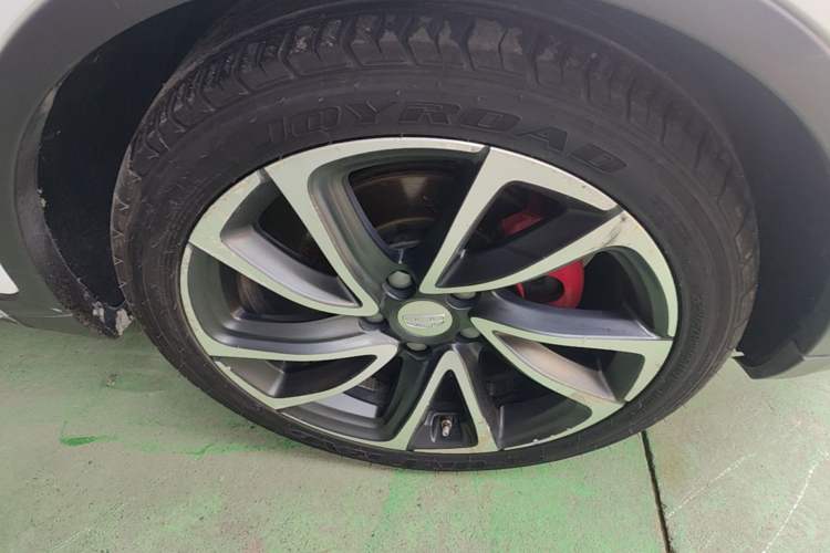 Used Geely Auto Emgrand GS 2016 Sport Edition 1.3T Automatic ZhenShang Model Right Front Wheel Hub