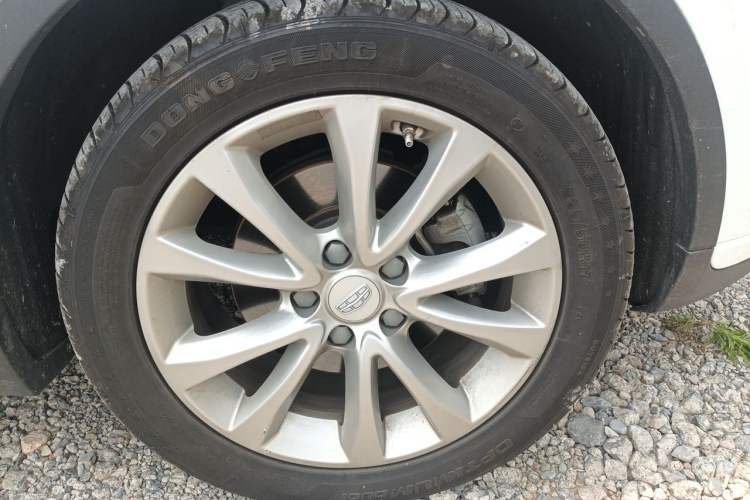 Used Geely Auto Emgrand GS 2016 Elegant Edition 1.3T Automatic LingShang Model Right Front Wheel Hub