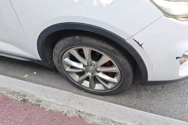 Used Geely Auto Emgrand GS 2016 Sports Edition 1.8L Manual LingShang Model Right Front Wheel Hub