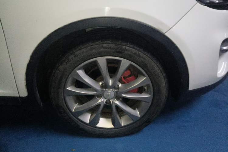 Used Geely Auto Emgrand GS 2016 Sports Edition 1.8L Manual LingShang Model Right Front Wheel Hub