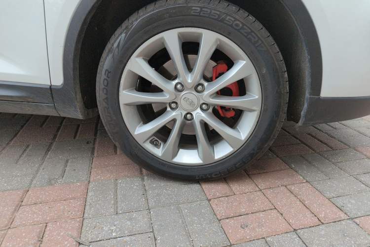 Used Geely Auto Emgrand GS 2016 Sport Edition 1.8L Automatic LingShang Model Right Front Wheel Hub
