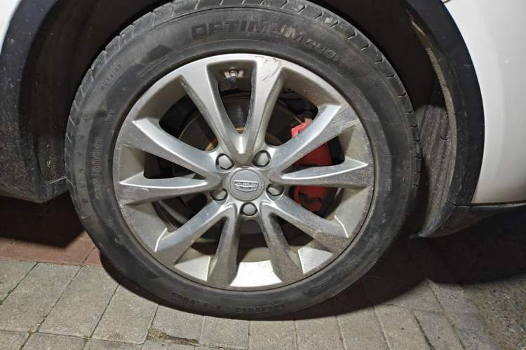 Used Geely Auto Emgrand GS 2016 Sport Edition 1.8L Automatic LingShang Model Right Front Wheel Hub