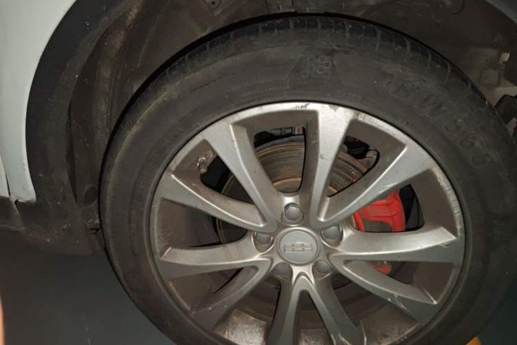 Used Geely Auto Emgrand GS 2016 Sport Edition 1.8L Automatic LingShang Model Right Front Wheel Hub