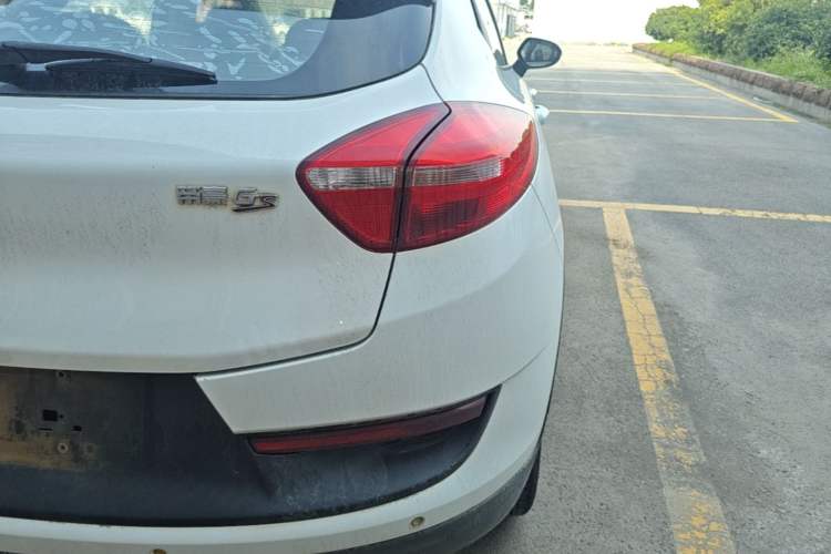 Used Geely Auto Emgrand GS 2016 Sports Edition 1.8L Manual LingShang Model Right Rear Taillight