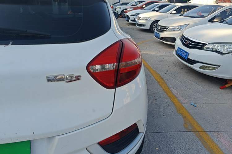 Used Geely Auto Emgrand GS 2016 Elegant Edition 1.8L Manual LingShang Model Right Rear Taillight