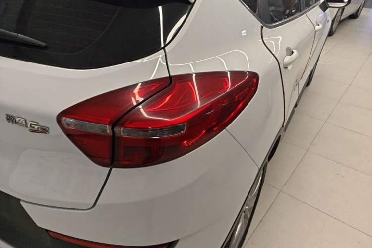 Used Geely Auto Emgrand GS 2016 Sport Edition 1.3T Automatic LingShang Model Right Rear Taillight