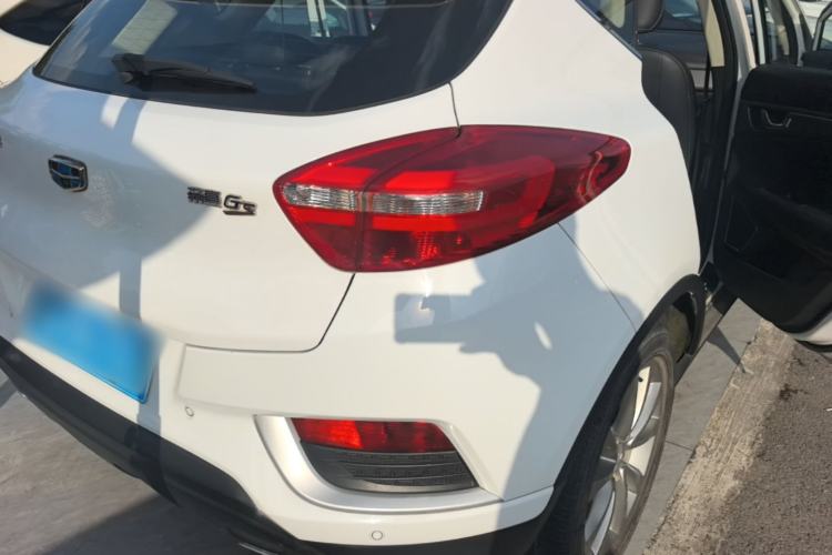 Used Geely Auto Emgrand GS 2016 Elegant Edition 1.8L Manual LingShang Model Right Rear Taillight