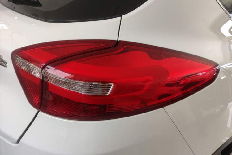 Used Geely Auto Emgrand GS 2016 Sports Edition 1.8L Manual LingShang Model Right Rear Taillight