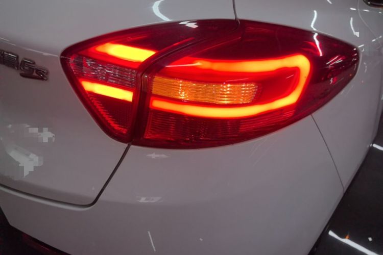 Used Geely Auto Emgrand GS 2016 Sport Edition 1.3T Automatic ZhenShang Model Right Rear Taillight
