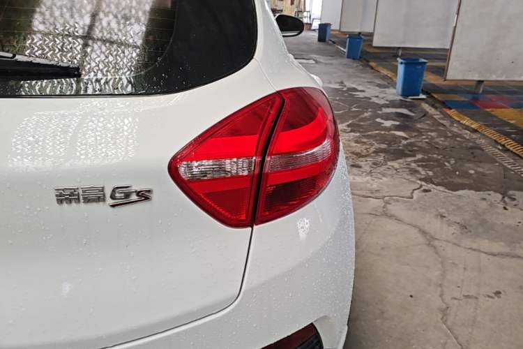 Used Geely Auto Emgrand GS 2016 Elegant Edition 1.8L Manual LingShang Model Right Rear Taillight