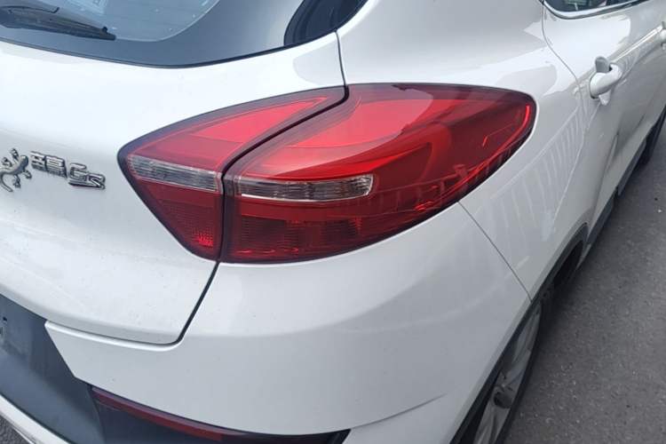 Used Geely Auto Emgrand GS 2016 Sport Edition 1.8L Automatic LingShang Model Right Rear Taillight