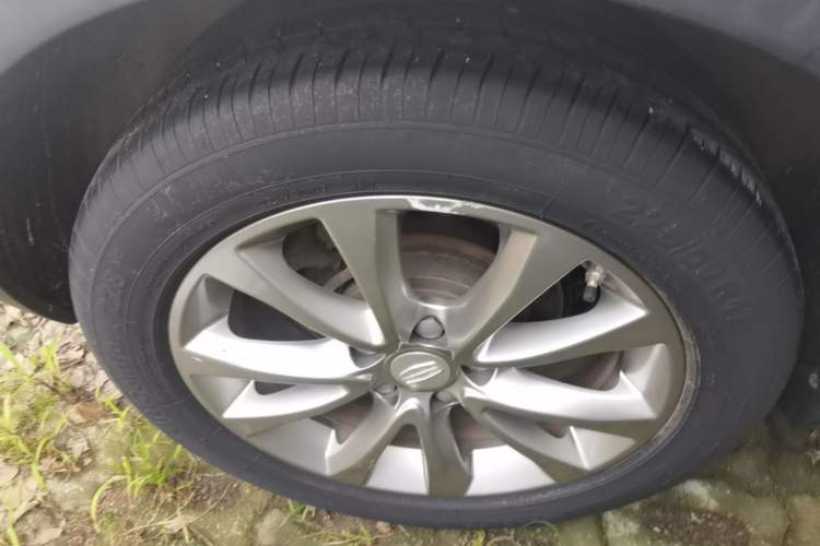 Used Geely Auto Emgrand GS 2016 Elegant Edition 1.3T Manual LingShang Model Right Rear Wheel Hub