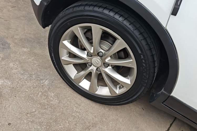 Used Geely Auto Emgrand GS 2016 Elegant Edition 1.8L Manual LingShang Model Right Rear Wheel Hub