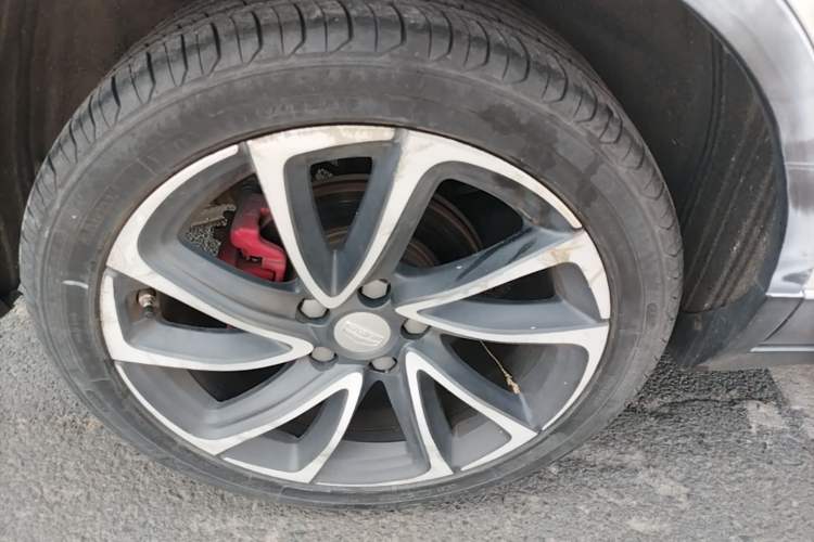 Used Geely Auto Emgrand GS 2016 Sport Edition 1.3T Automatic ZhenShang Model Right Rear Wheel Hub