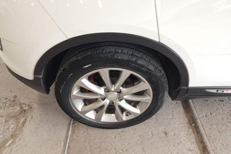 Used Geely Auto Emgrand GS 2016 Sport Edition 1.8L Automatic LingShang Model Right Rear Wheel Hub