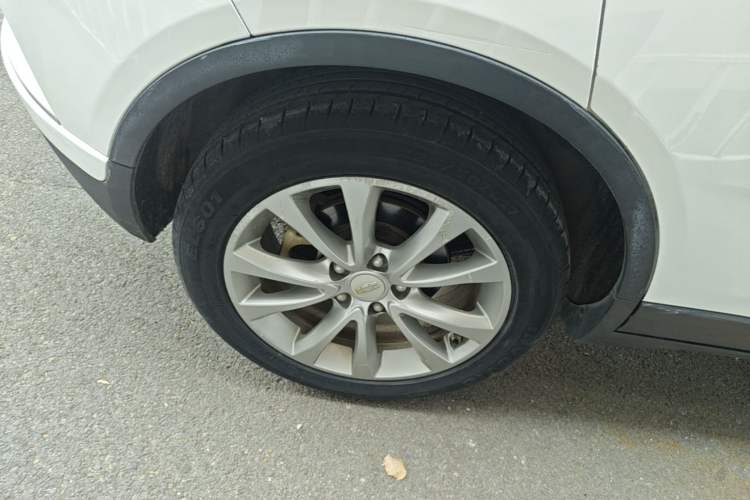 Used Geely Auto Emgrand GS 2016 Elegant Edition 1.3T Automatic LingShang Model Right Rear Wheel Hub
