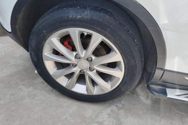 Used Geely Auto Emgrand GS 2016 Sport Edition 1.3T Automatic LingShang Model Right Rear Wheel Hub