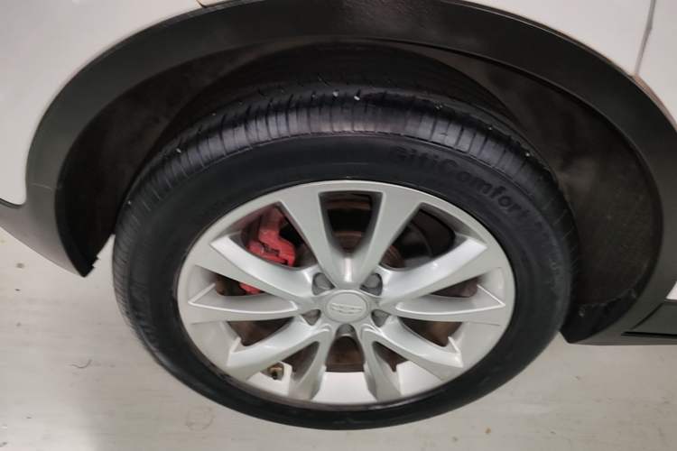 Used Geely Auto Emgrand GS 2016 Sport Edition 1.3T Automatic LingShang Model Right Rear Wheel Hub