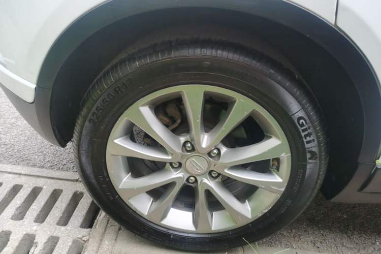 Used Geely Auto Emgrand GS 2016 Elegant Edition 1.8L Manual LingShang Model Right Rear Wheel Hub