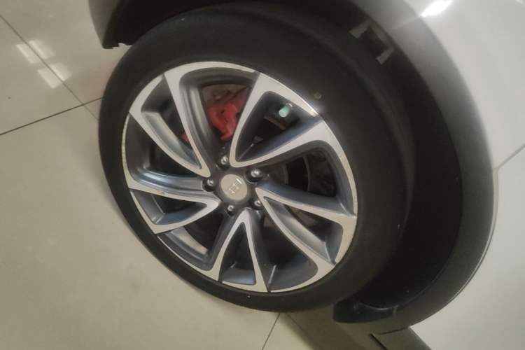 Used Geely Auto Emgrand GS 2016 Sport Edition 1.3T Automatic ZhenShang Model Right Rear Wheel Hub