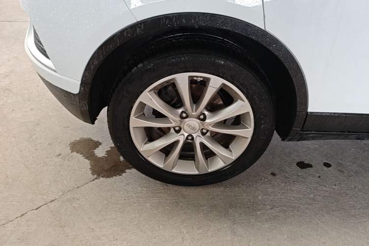 Used Geely Auto Emgrand GS 2016 Elegant Edition 1.8L Manual LingShang Model Right Rear Wheel Hub