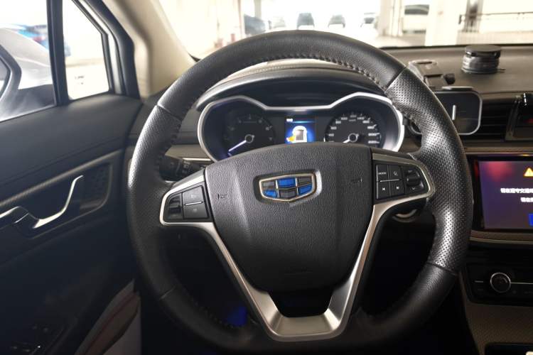 Used Geely Auto Emgrand GS 2016 Elegant Edition 1.8L Automatic LingShang Model Steering Wheel