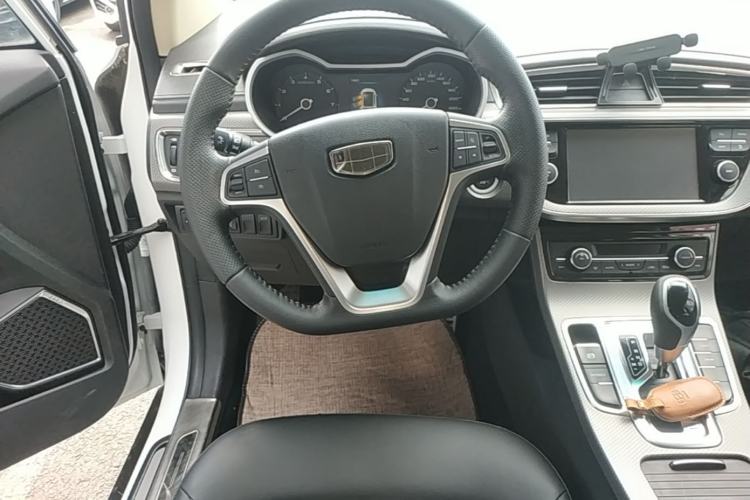Used Geely Auto Emgrand GS 2016 Sport Edition 1.3T Automatic LingShang Model Steering Wheel