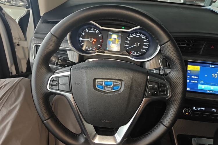 Used Geely Auto Emgrand GS 2016 Sport Edition 1.8L Automatic LingShang Model Steering Wheel