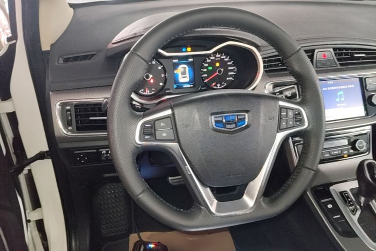 Used Geely Auto Emgrand GS 2016 Sport Edition 1.3T Automatic LingShang Model Steering Wheel