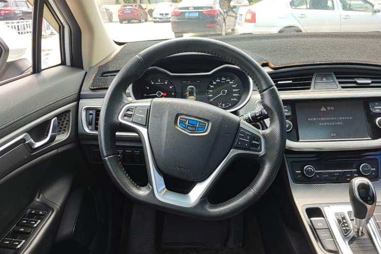 Used Geely Auto Emgrand GS 2016 Elegant Edition 1.3T Automatic LingShang Model Steering Wheel