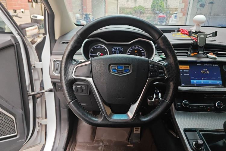 Used Geely Auto Emgrand GS 2016 Sports Edition 1.8L Manual LingShang Model Steering Wheel