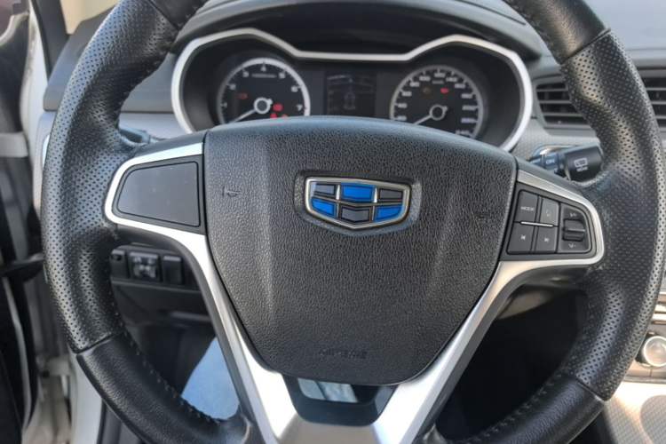 Used Geely Auto Emgrand GS 2016 Elegant Edition 1.8L Manual LingShang Model Steering Wheel