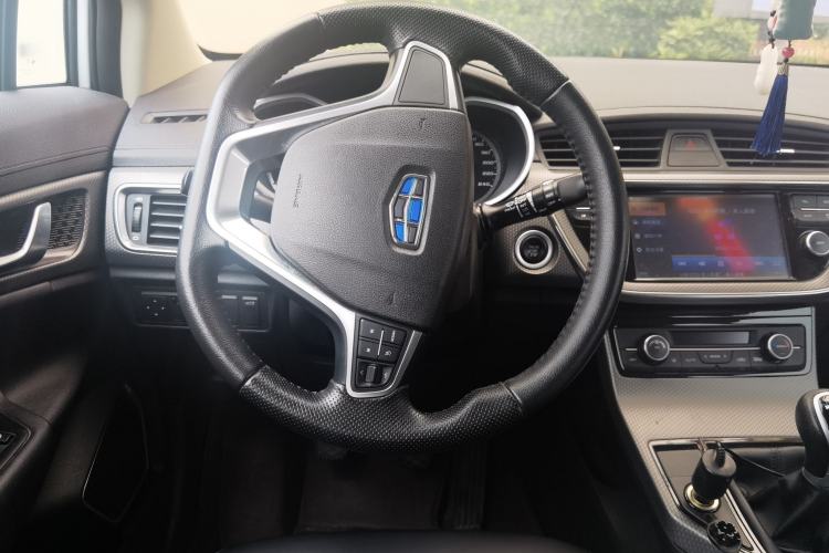 Used Geely Auto Emgrand GS 2016 Elegant Edition 1.3T Manual LingShang Model Steering Wheel