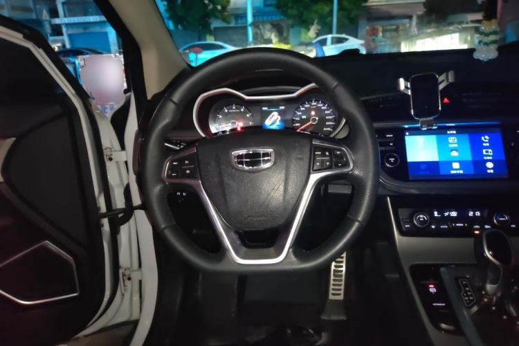 Used Geely Auto Emgrand GS 2016 Sport Edition 1.3T Automatic LingShang Model Steering Wheel
