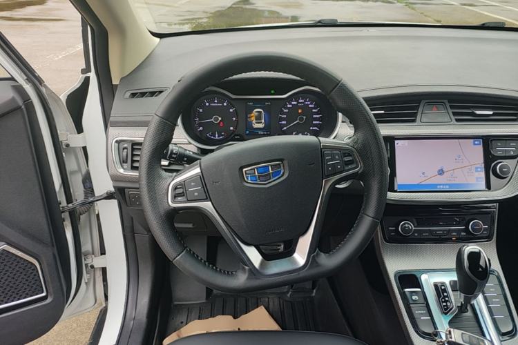 Used Geely Auto Emgrand GS 2016 Sport Edition 1.8L Automatic LingShang Model Steering Wheel
