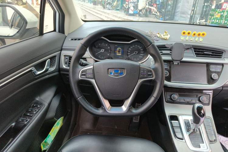 Used Geely Auto Emgrand GS 2016 Sport Edition 1.8L Automatic LingShang Model Steering Wheel