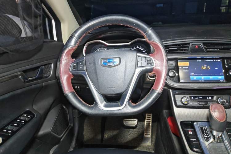 Used Geely Auto Emgrand GS 2016 Sport Edition 1.8L Automatic LingShang Model Steering Wheel
