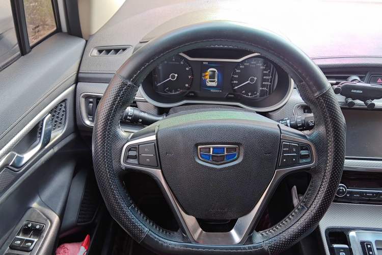 Used Geely Auto Emgrand GS 2016 Sport Edition 1.8L Automatic LingShang Model Steering Wheel