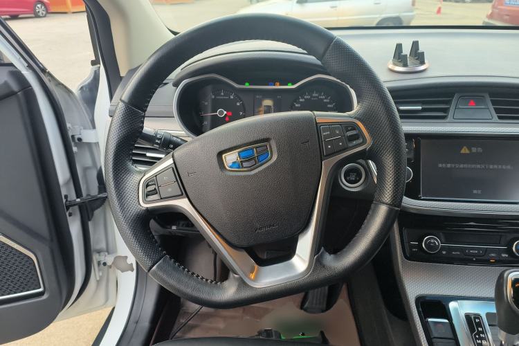 Used Geely Auto Emgrand GS 2016 Elegant Edition 1.8L Automatic LingShang Model Steering Wheel