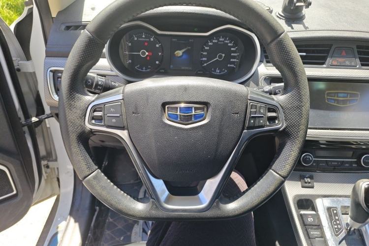 Used Geely Auto Emgrand GS 2016 Elegant Edition 1.3T Automatic LingShang Model Steering Wheel