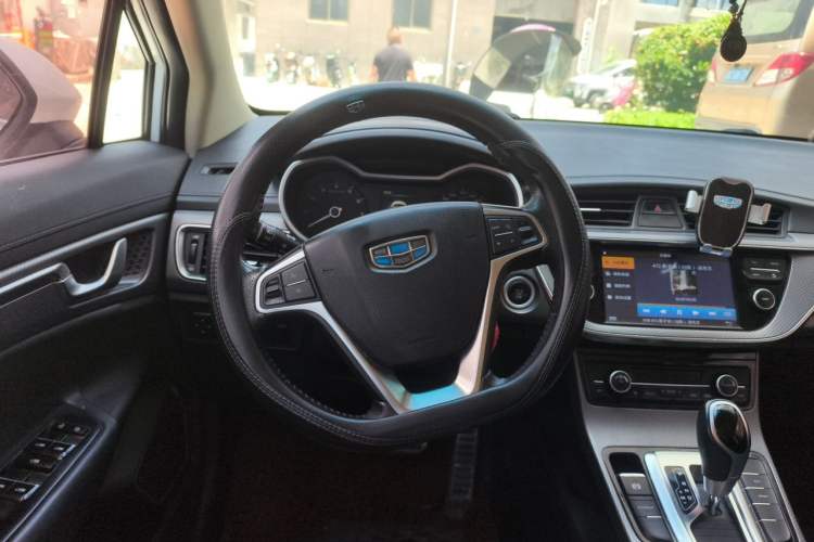 Used Geely Auto Emgrand GS 2016 Sport Edition 1.3T Automatic LingShang Model Steering Wheel