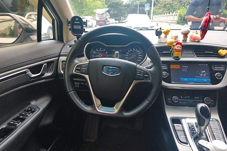 Used Geely Auto Emgrand GS 2016 Elegant Edition 1.8L Automatic LingShang Model Steering Wheel
