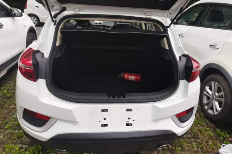 Used Geely Auto Emgrand GS 2016 Elegant Edition 1.3T Manual LingShang Model Trunk
