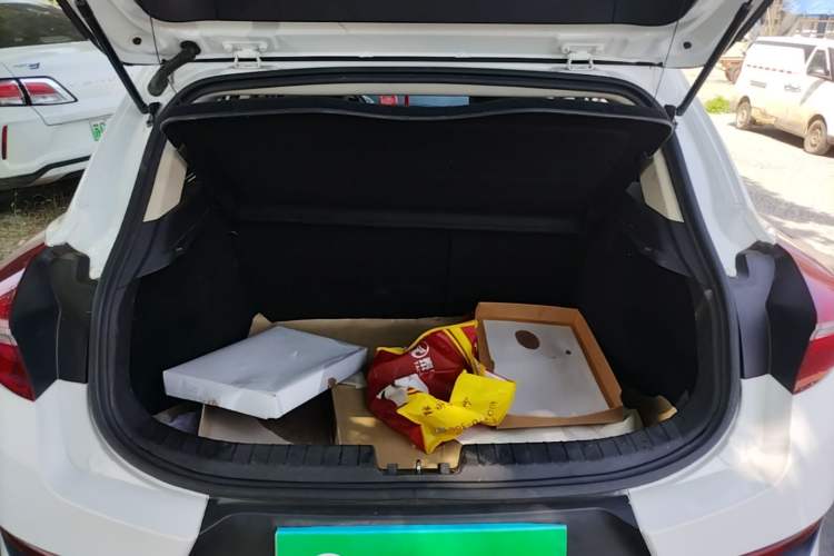 Used Geely Auto Emgrand GS 2016 Sport Edition 1.3T Automatic ZhenShang Model Trunk