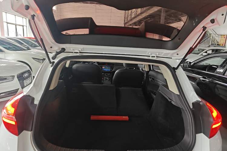 Used Geely Auto Emgrand GS 2016 Sport Edition 1.8L Automatic LingShang Model Trunk