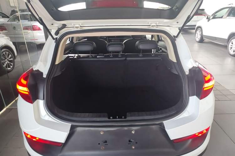Used Geely Auto Emgrand GS 2016 Sports Edition 1.8L Manual LingShang Model Trunk