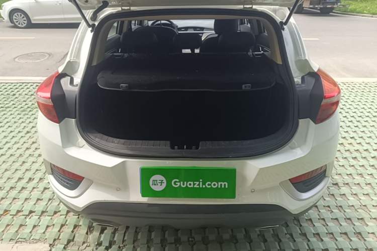 Used Geely Auto Emgrand GS 2016 Elegant Edition 1.8L Manual LingShang Model Trunk